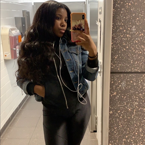 Meet your Posher, Jada - Picture 1 of 1